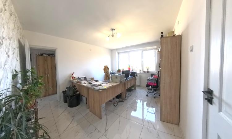 De vanzare apartament spatios 3 camere, Stefan cel Mare