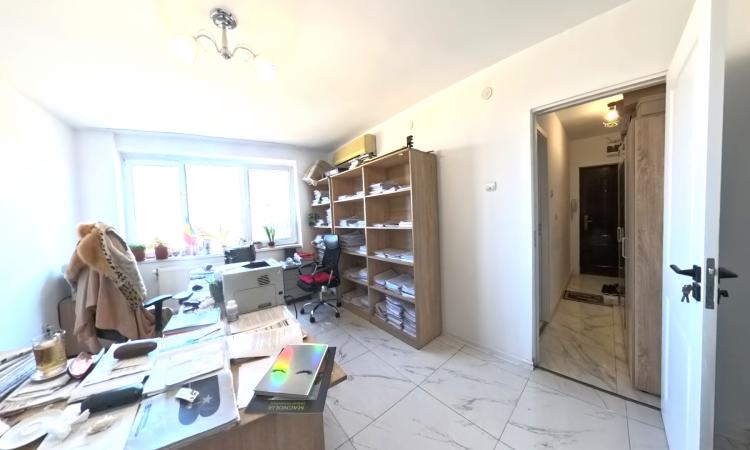 De vanzare apartament spatios 3 camere, Stefan cel Mare