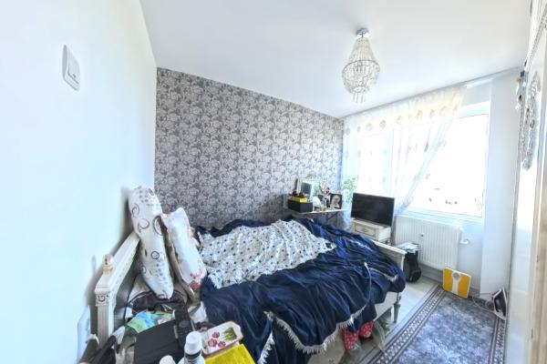 De vanzare apartament spatios 3 camere, Stefan cel Mare