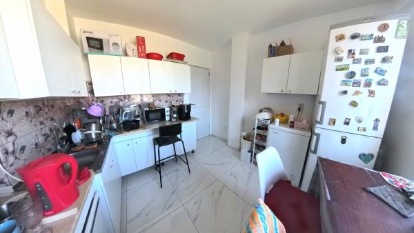 De vanzare apartament spatios 3 camere, Stefan cel Mare