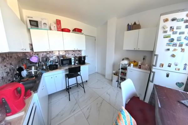 De vanzare apartament spatios 3 camere, Stefan cel Mare