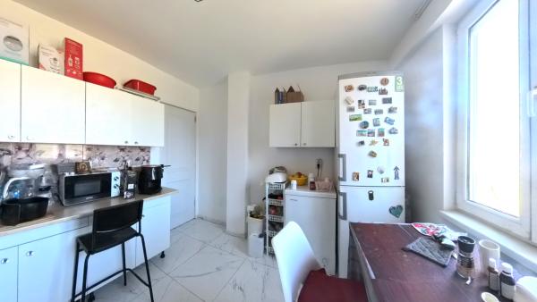 De vanzare apartament spatios 3 camere, Stefan cel Mare