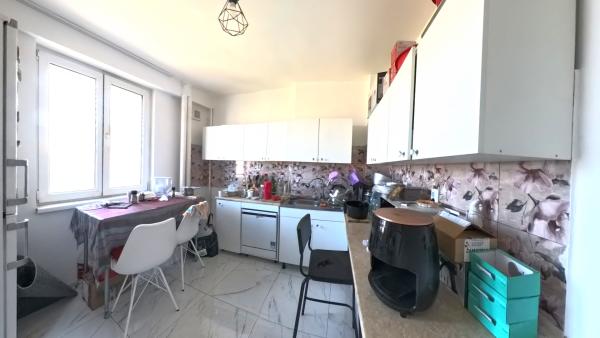 De vanzare apartament spatios 3 camere, Stefan cel Mare