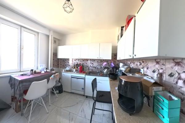 De vanzare apartament spatios 3 camere, Stefan cel Mare