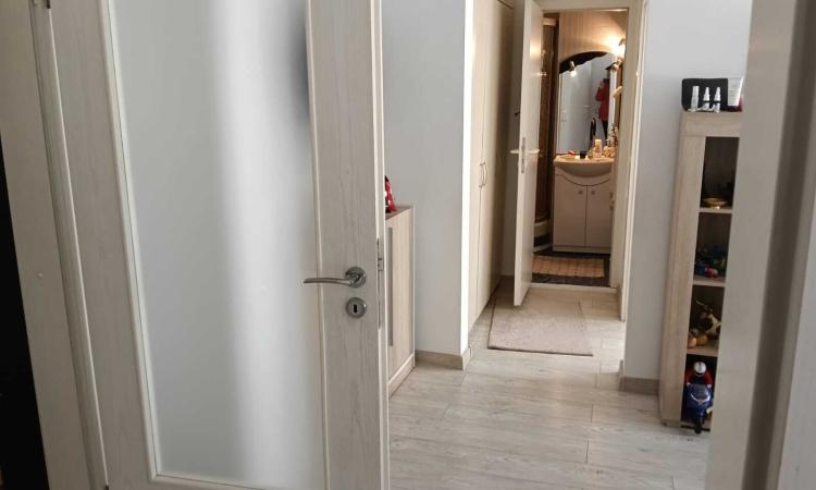 Timișoara | Apartament 4 camere | Etaj 1 | 83 mp | Zonă excelentă