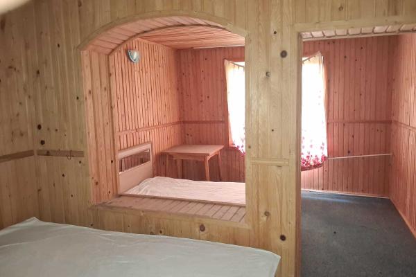 Proprietate turistică | Fost hotel | Teren 8900 mp | Aproape de Dunăre