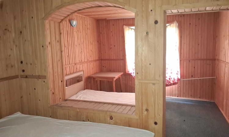 Proprietate turistică | Fost hotel | Teren 8900 mp | Aproape de Dunăre
