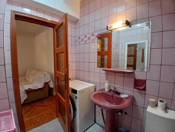 Vanzare 2 camere la Piata Romana