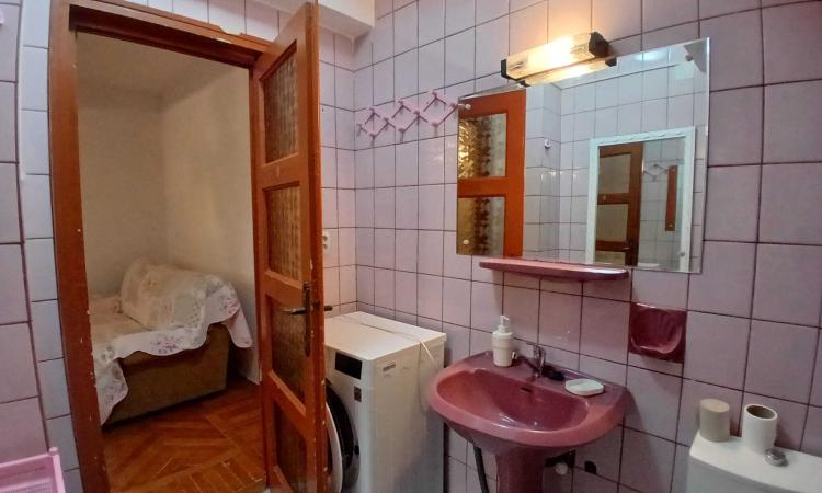 Vanzare 2 camere la Piata Romana