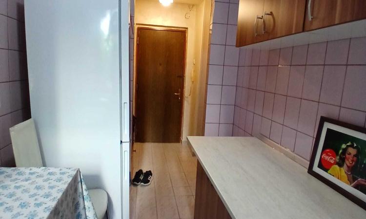 Vanzare 2 camere la Piata Romana