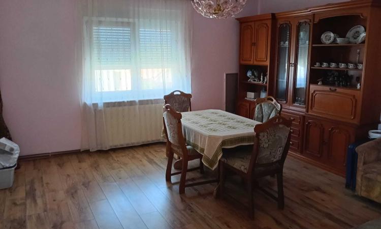 Timișoara (limită Ghiroda) | Casă P+E | 140 mp utili | Teren 360 mp | Zonă liniștită