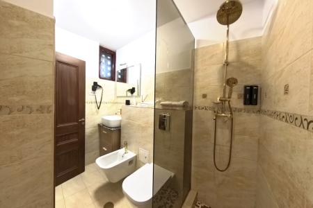 Apartament 3 camere langa Universitate - Magheru