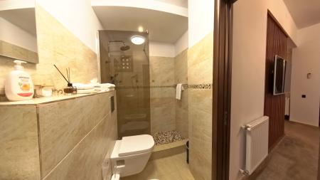 Apartament 3 camere langa Universitate - Magheru
