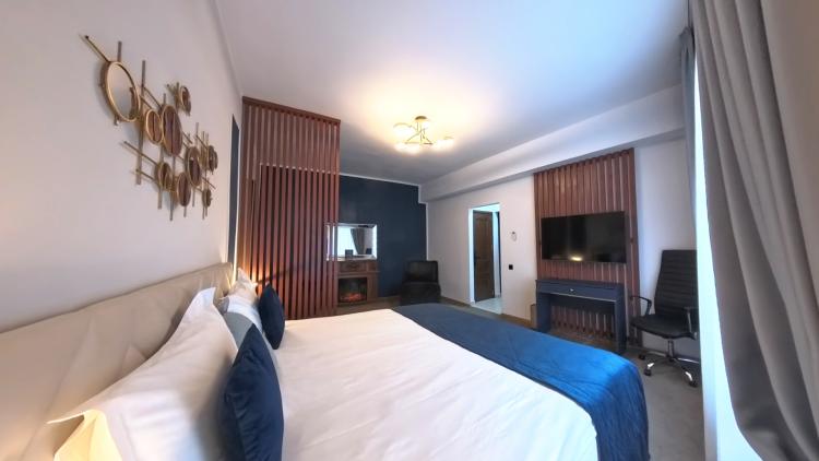 Apartament 3 camere langa Universitate - Magheru