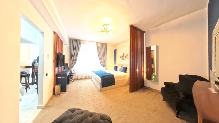 Apartament 3 camere langa Universitate - Magheru