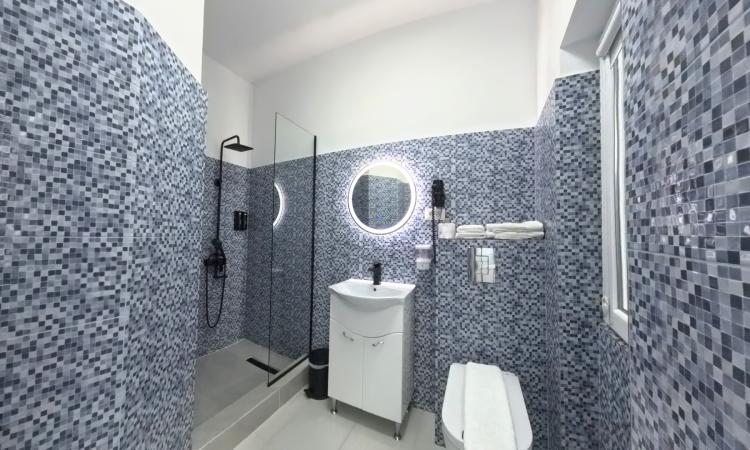 Apartament 3 camere langa Universitate - Magheru