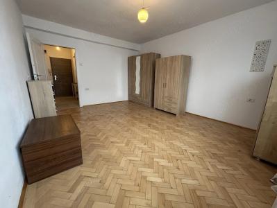 Apartament 1 camera, Zona Piața Bălcescu | Etaj 4 /5