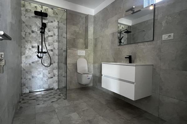 Casa in duplex - Mogosoaia - Curte Proprie - 4 Camere - 3 Bai