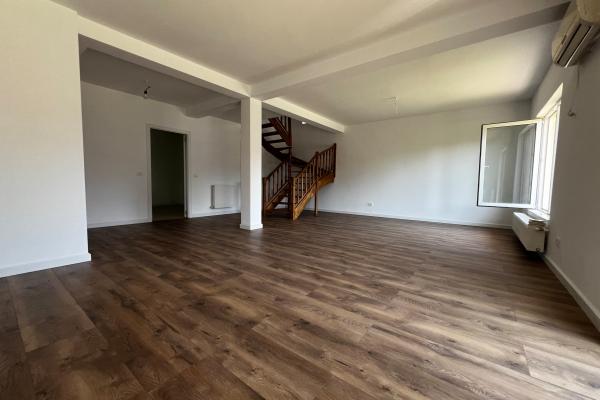 Casa in duplex - Mogosoaia - Curte Proprie - 4 Camere - 3 Bai