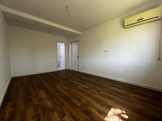 Casa in duplex - Mogosoaia - Curte Proprie - 4 Camere - 3 Bai