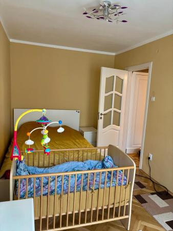 3 decomadate, etajul 3 din 4, zona Dambovita
