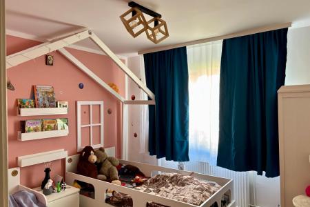 3 decomadate, etajul 3 din 4, zona Dambovita
