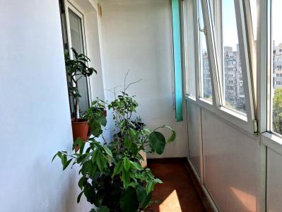 Apartament 3 camere Ianculuic - 50 m de metrou