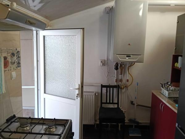 Casă individuală | 176 mp utili | 2 locuințe în curte | Teren 327 mp/ zona Cetatii