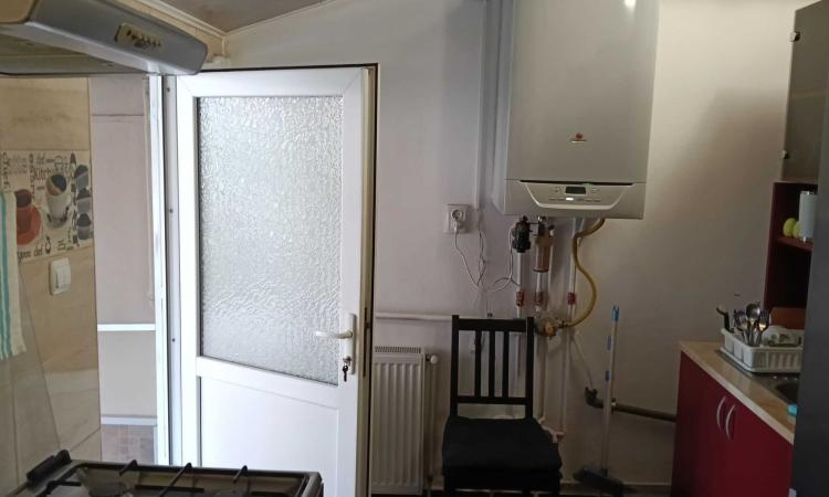 Casă individuală | 176 mp utili | 2 locuințe în curte | Teren 327 mp/ zona Cetatii