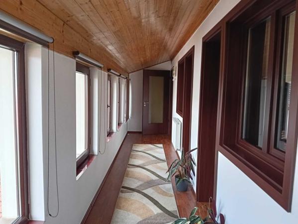 Casă individuală | 176 mp utili | 2 locuințe în curte | Teren 327 mp/ zona Cetatii