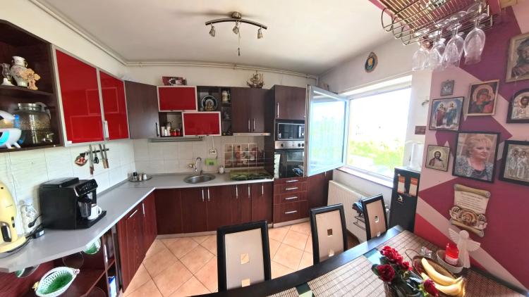 Apartament 3 camere, Terra Residence Voluntari - Pipera, loc de parcare