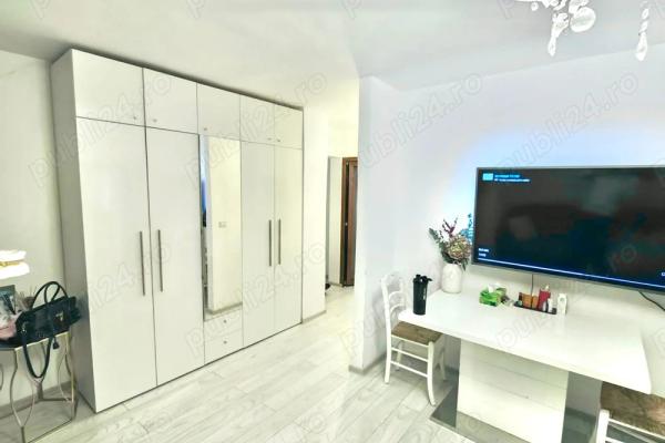 De vanzare 3 camere(65mp), decomandat si mobilat complet plus boxa generoasa