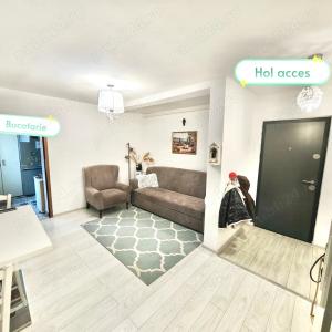 De vanzare  3 camere(65mp), decomandat si mobilat complet plus boxa generoasa