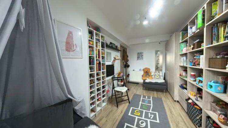 Apartament 2 camere de vanzare, zona centrala
