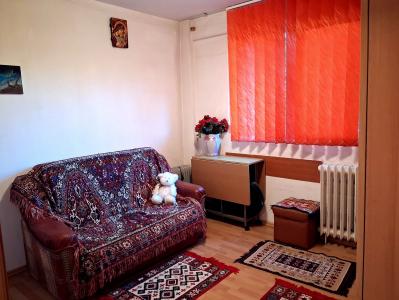 2 Camere decomandat Morarilor  70 000 euro