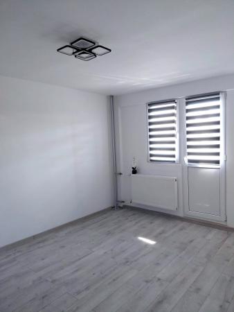 2 Camere  , complet renovat  - 85 000 euro
