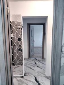 2 Camere  , complet renovat  - 85 000 euro