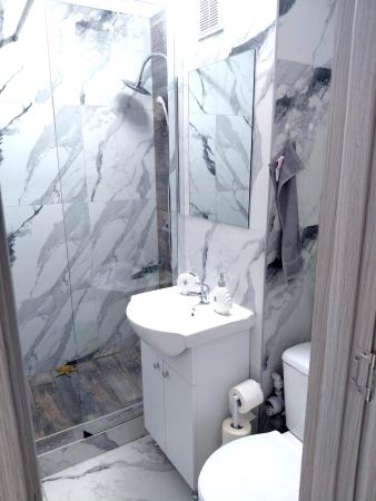 2 Camere  , complet renovat  - 85 000 euro