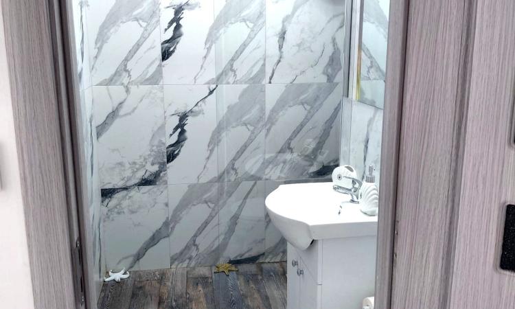 2 Camere , complet renovat - 85 000 euro