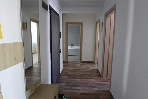 Apartament spațios 90 mp | 2 băi | 2 balcoane | Otopeni