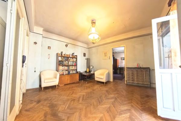 De vanzare, apartament 3 camere in vila, zona Mosilor/Foisorul de Foc
