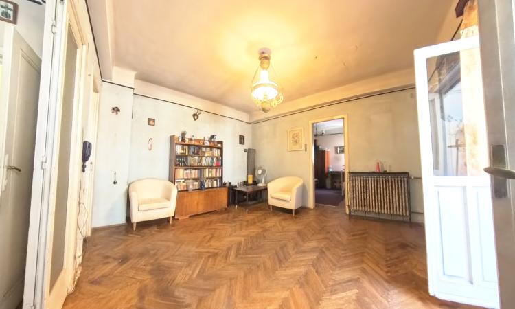 De vanzare, apartament 3 camere in vila, zona Mosilor/Foisorul de Foc