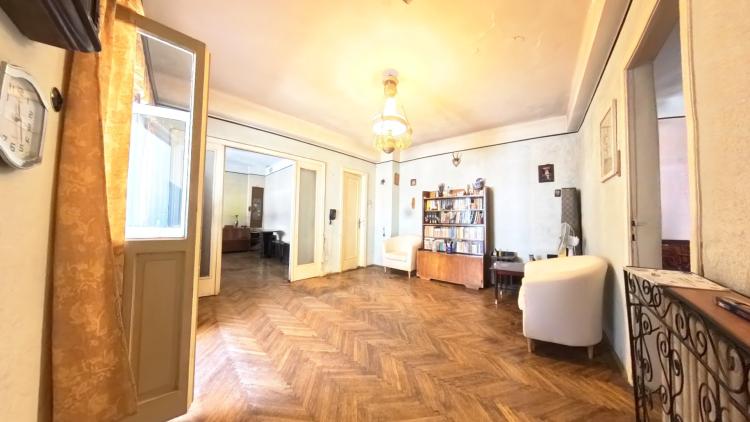 De vanzare,  apartament 3 camere in vila, zona Mosilor/Foisorul de Foc