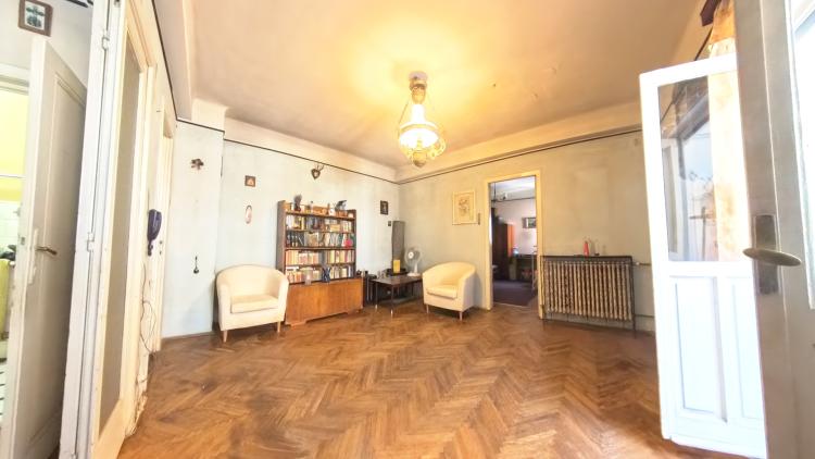 De vanzare,  apartament 3 camere in vila, zona Mosilor/Foisorul de Foc