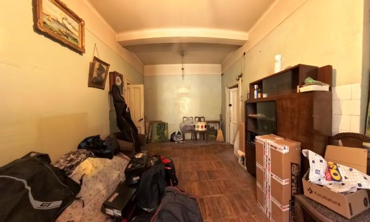 Apartamente in vila, garaj si curte comuna, zona Dacia/Polona