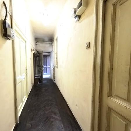 Apartamente in vila, garaj si curte comuna, zona Dacia/Polona
