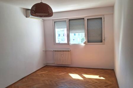 Apartament 2 Camere , chiar langa Parcul I O R