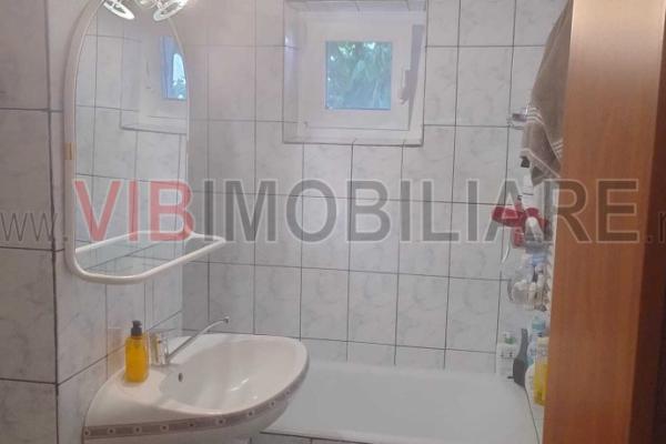 2 camere, etaj 3, centrala, aer conditionat, zona Lipovei
