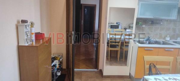 2 camere, etaj 3, centrala, aer conditionat,  zona Lipovei