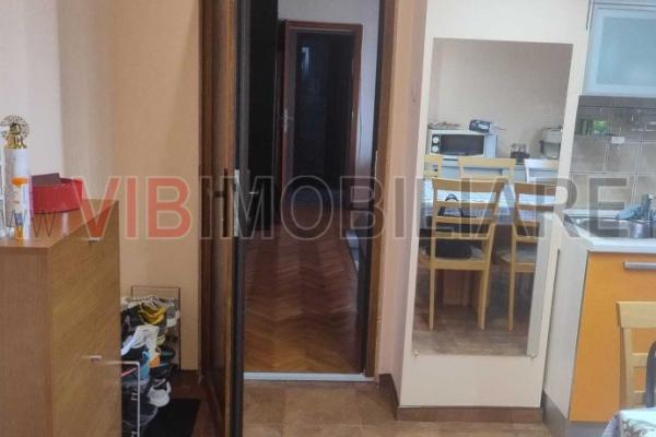 2 camere, etaj 3, centrala, aer conditionat, zona Lipovei